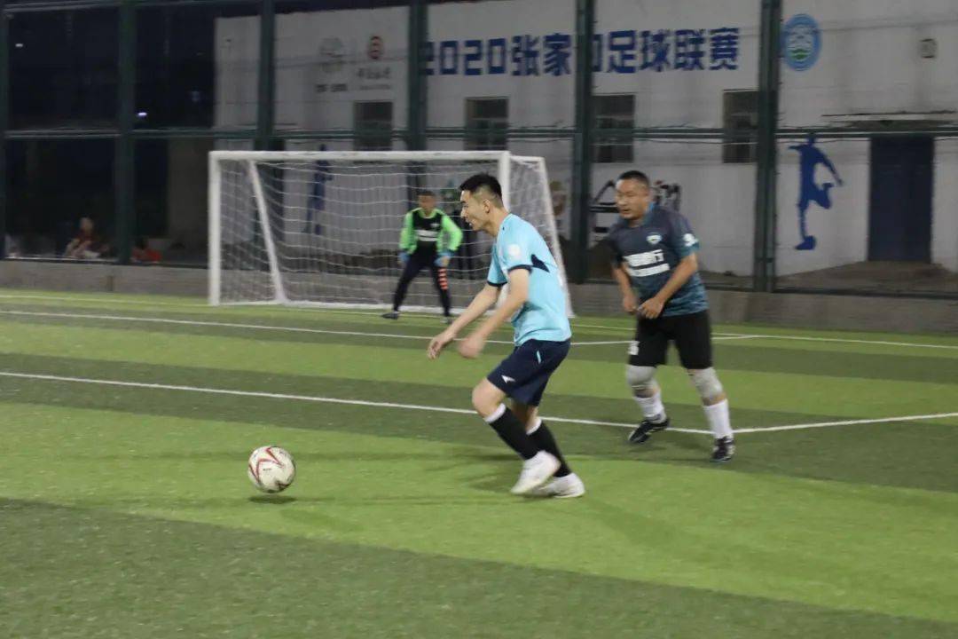 【战报】2020张家口足球联赛一福电电气继续高奏凯歌 领跑积分榜!【星空体育官网】(图11)
【战报】2020张家口足球联赛一福电电气继续高奏凯歌 领跑积分榜!【星空体育官网】(图11)