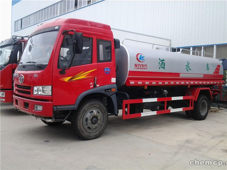 安阳二实幼巧妙绘制“井盖画”,为节约用水做宣传_星空体育官网(图1) 星空体育官网