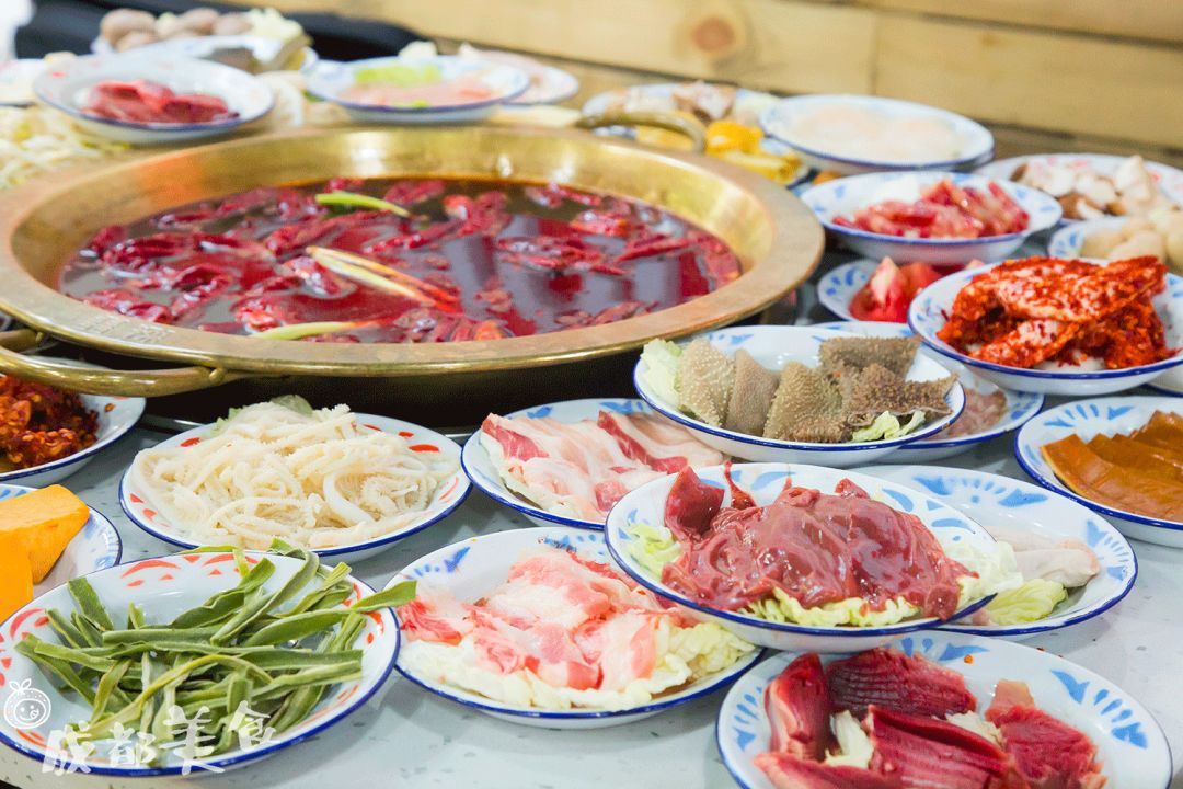 “星空体育官网”
本土锋霸22分钟戴帽！不在中超仍书写传奇：李铁曾破例招进国足(图1)