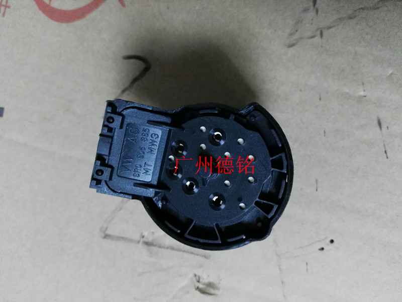 农用车被河水围困 消防救5人：xingkong.com(图3)