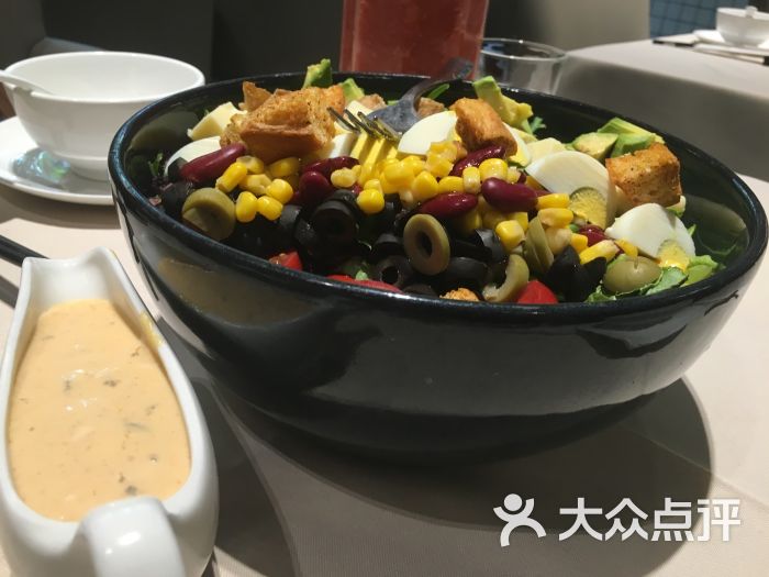 xingkong.com_
陆俊本应成为中国足坛最佳裁判 却受贿沦为黑哨 他现在怎样了?(图4) xingkong.com_
陆俊本应成为中国足坛最佳裁判 却受贿沦为黑哨 他现在怎样了?(图4)