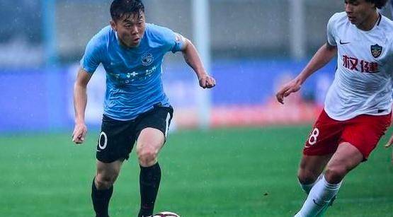 
战申花 大连3分变1分 “汪球王”体现遭质疑：他还不如C队宿将‘xingkong.com’(图7)